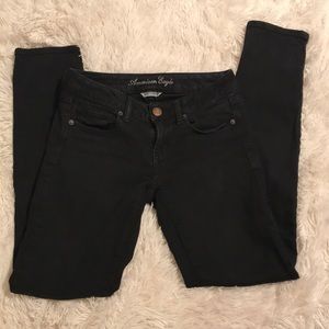 American Eagle black super stretch denim jeans